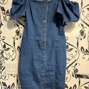 Off-Shoulder Button-Front Denim Midi Dress - Blue
